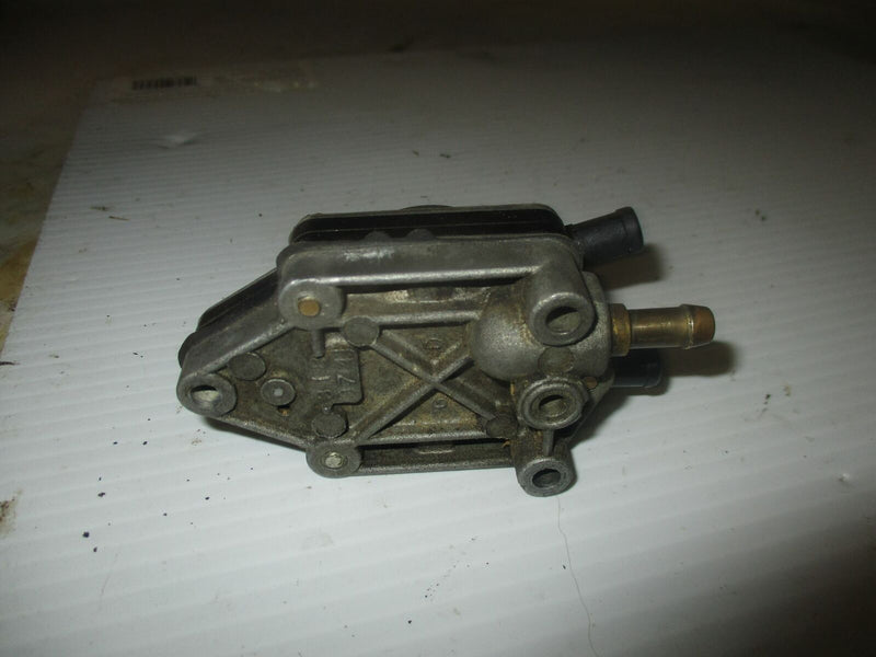 Evinrude Tracker 40hp outboard fuel pump (433387)