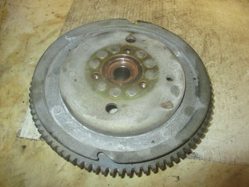 Suzuki DT25C 25hp outboard flywheel (32102-95D20)