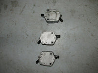 Load image into Gallery viewer, 1995 Yamaha Outboard 225 hp Saltwater series 2 OX66 fuel pump 6E5-24410-03-00
