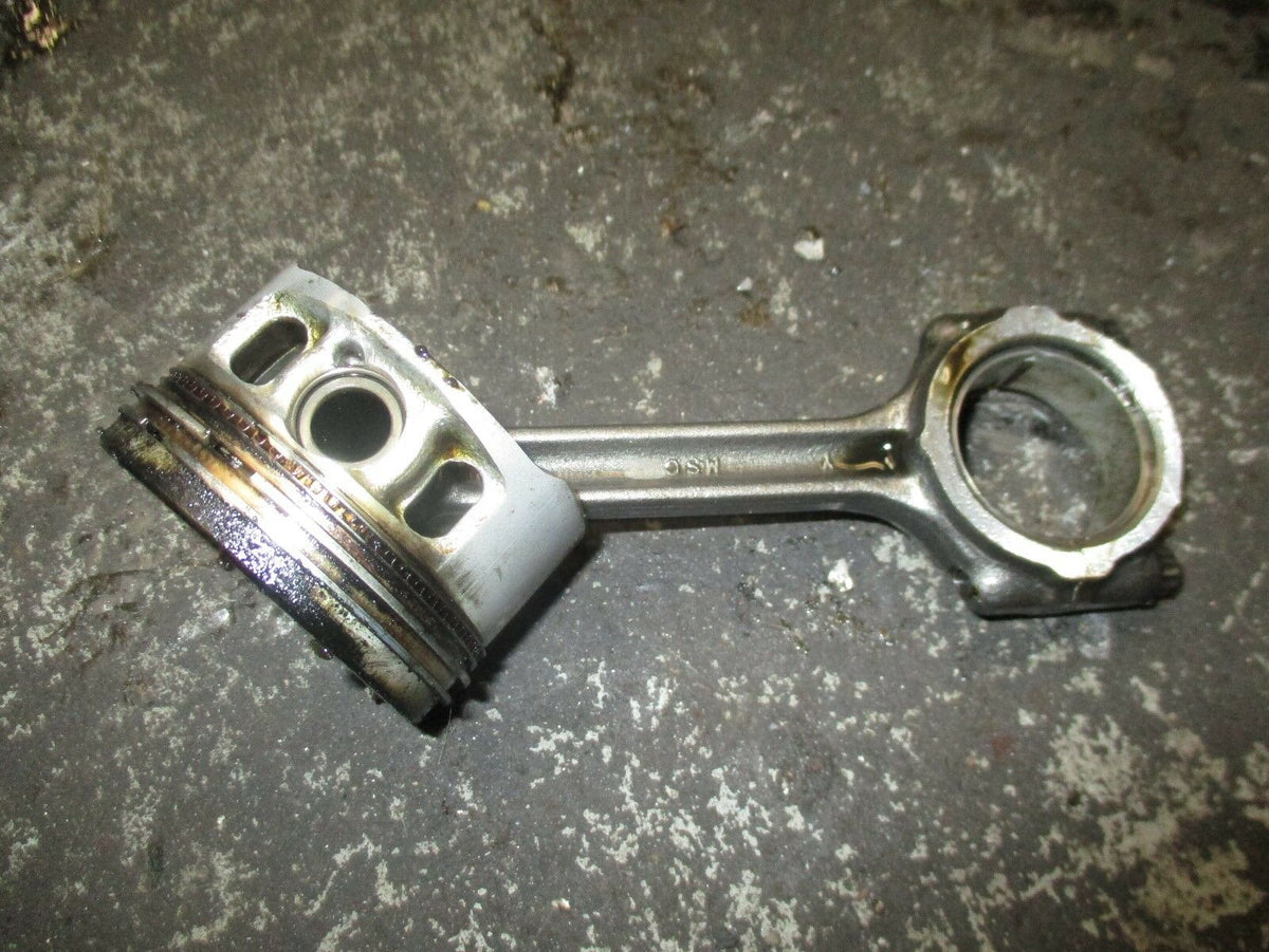 2001 Mercury 50hp 4-stroke outboard Piston and rod 856064 A1