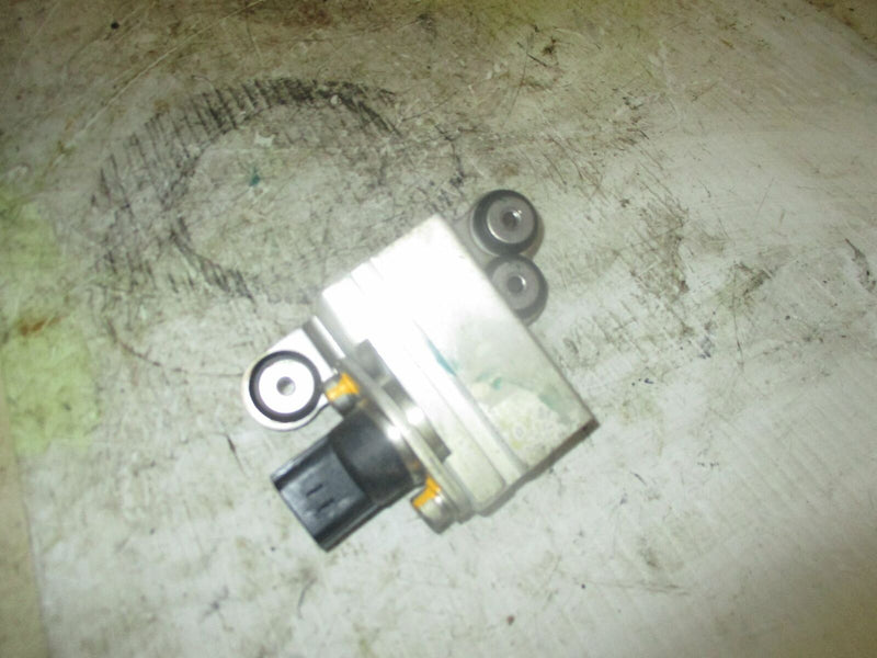 Yamaha HPDI 250hp outboard pressure sensor (60V-82380-00-00)