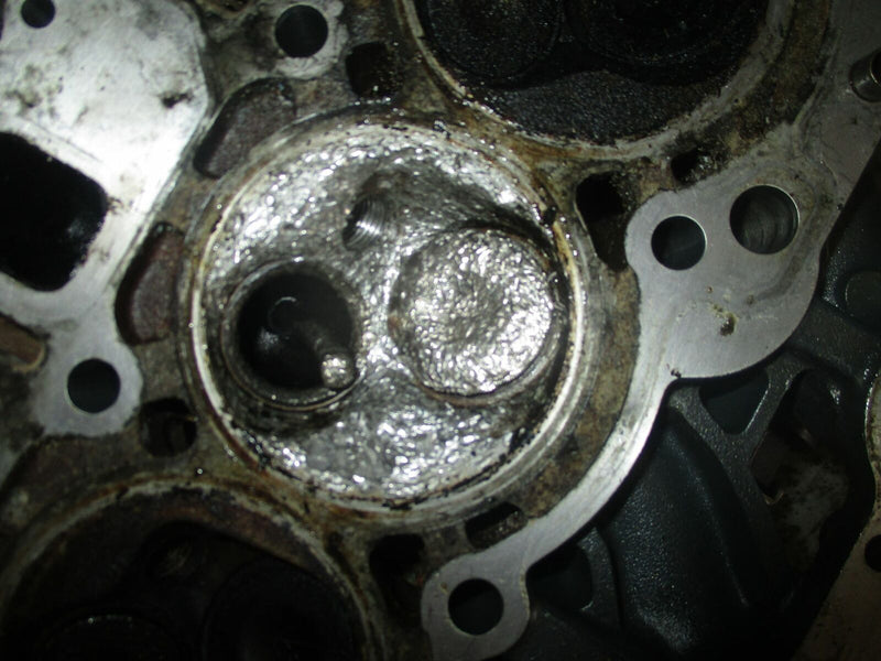 Yamaha 50hp 4 stroke outboard cylinder head