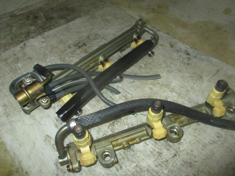 Yamaha 225hp 4 stroke outboard fuel rail with injector set (69J-13160-00-00)