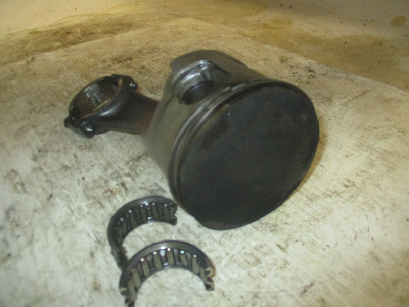 Yamaha HPDI 150hp outboard starboard piston and rod (68F-11642-00-85)