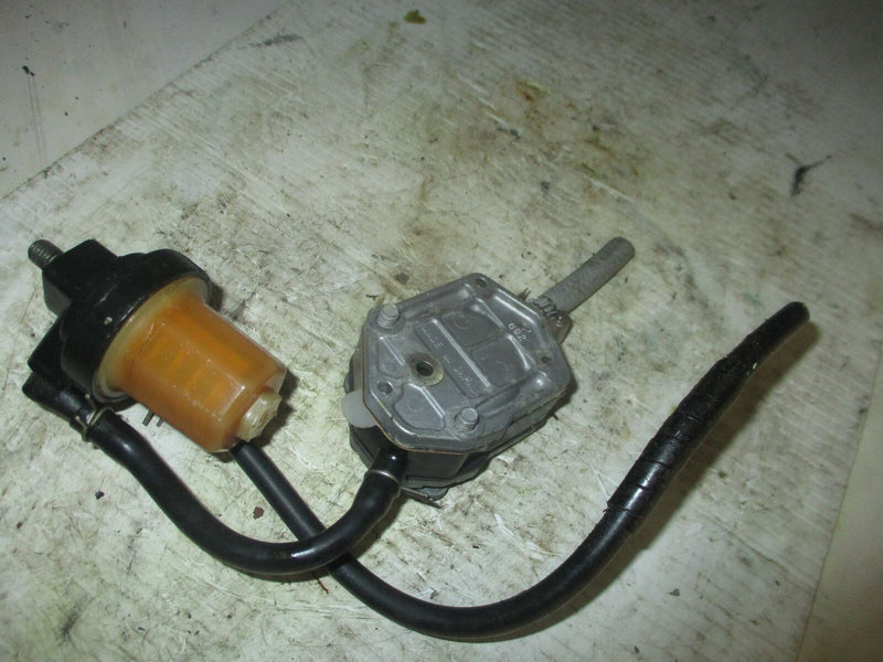 Yamaha 70hp 2 stroke outboard fuel pump and filter (692-24410-00-00)