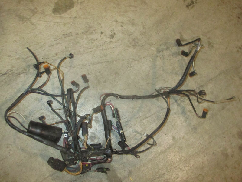 1998 Johnson Ficht 115hp 2-Stroke Outboard Wiring Harness 586266 (For Parts)