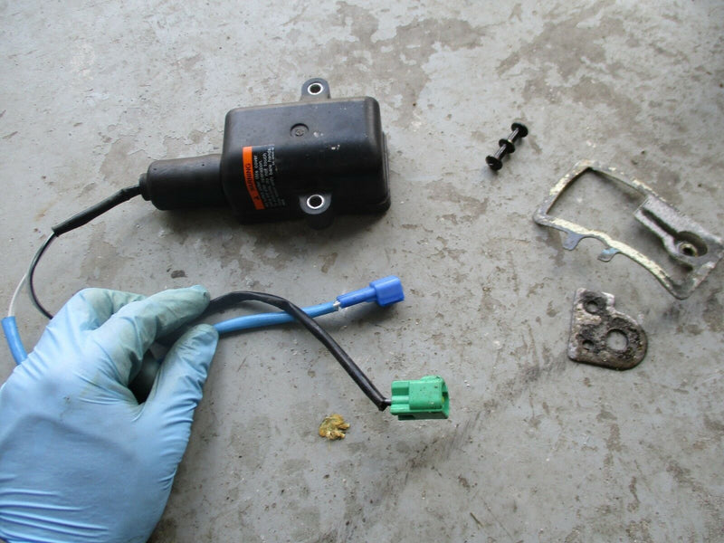 2002 Yamaha 175hp HPDI Outboard oxygen sensor 68f-8592A