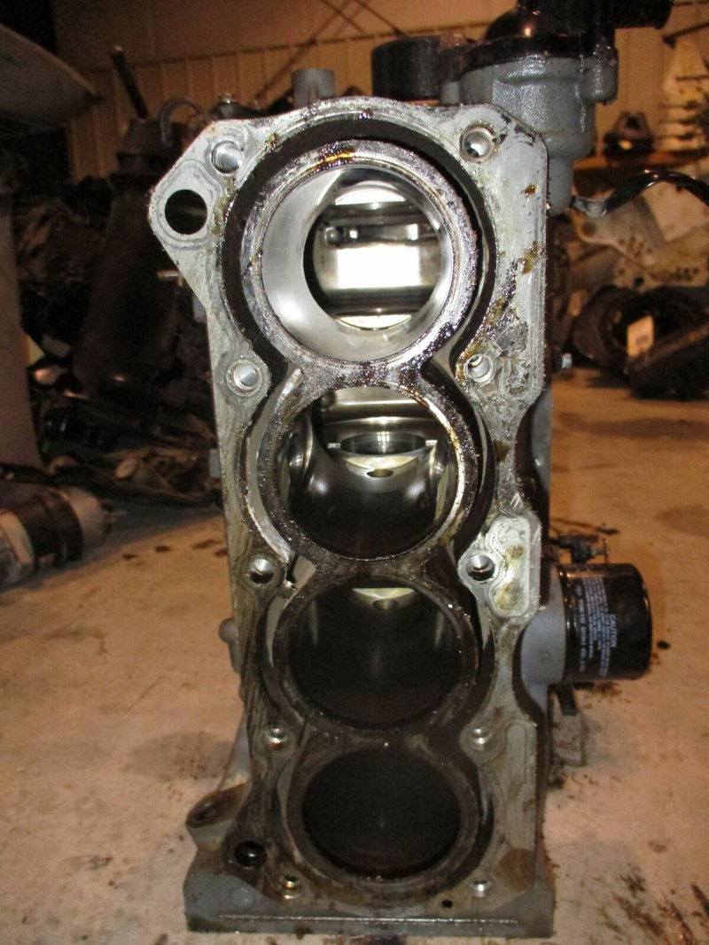 Suzuki DF70 70hp outboard crankcase block