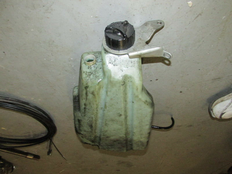 2000 Suzuki Outboard DT 140 oil tank 69110-94602