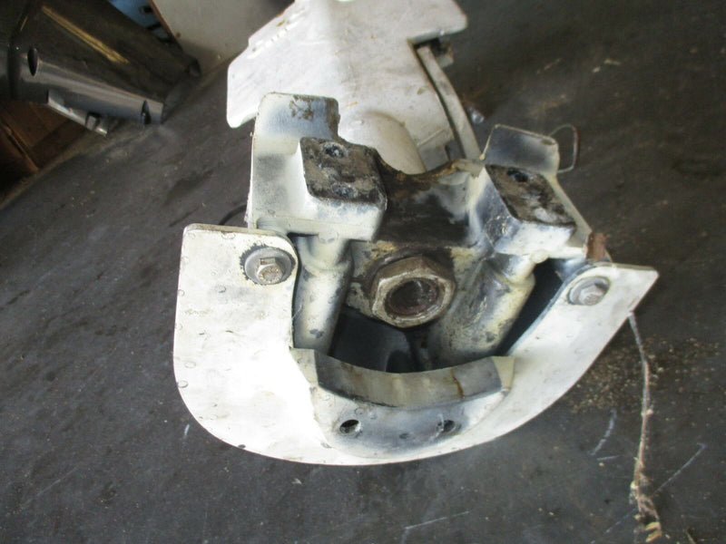Johnson Evinrude V6 2 stroke outboard swivel bracket