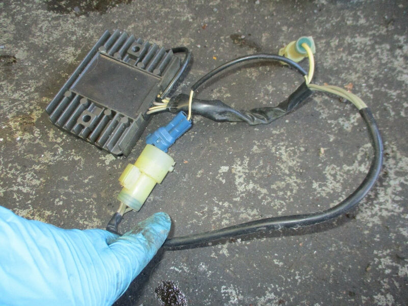 1999 Honda Outboard 90 hp 4 stroke rectifier regulator 31750-zw1-013