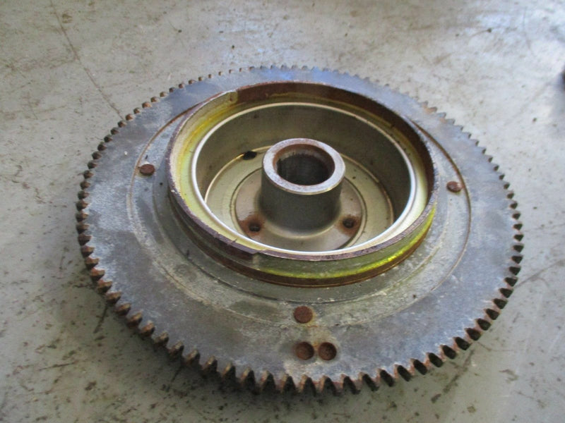 2002 Yamaha 70TLRA outboard flywheel 6h2-85550