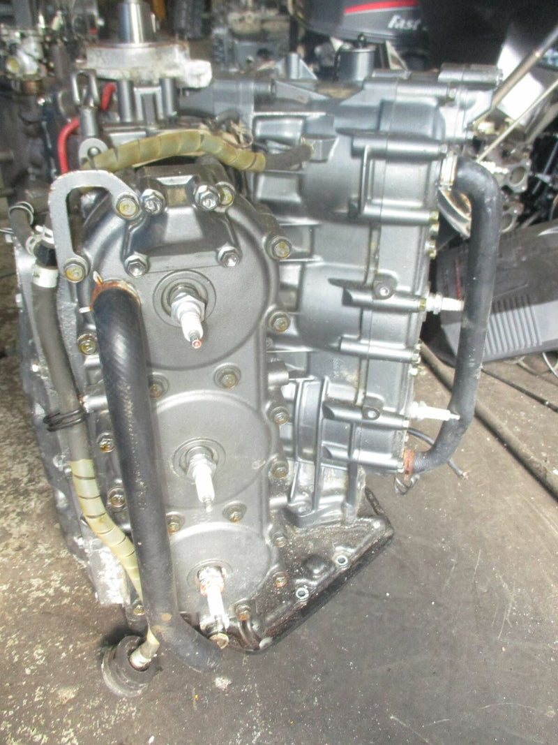 Suzuki DT200 200hp outboard crankcase powerhead