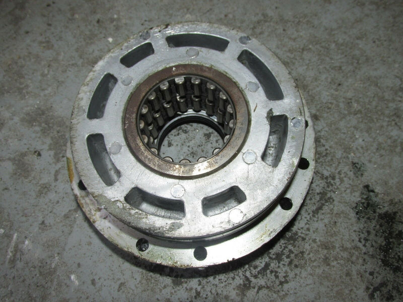 1989 Yamaha 225G-Excel 225 hp V-6 2-stroke crank bearing carrier 6E5-15163-00-94