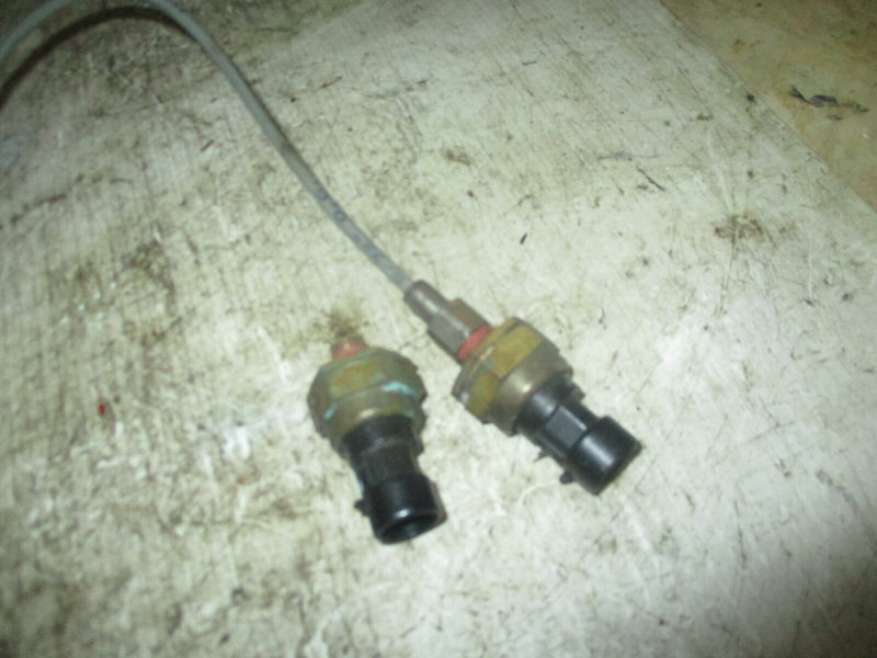Mercury Verado 275hp outboard pressure sensor set of 2 (881879)