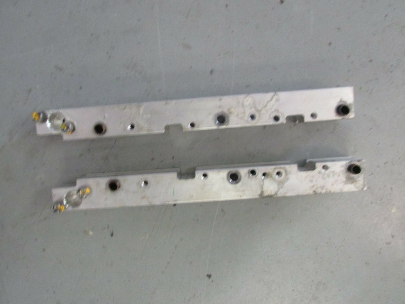 2004 Yamaha outboard LZ200TXRC 200hp hpdi fuel rail set 68F-13161-10-00
