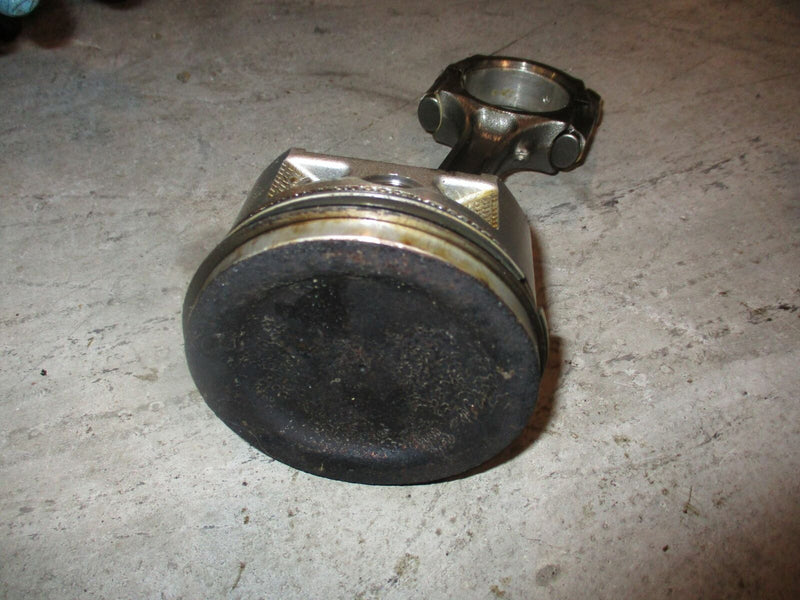Suzuki DF90 90hp outboard piston and rod (12111-90J01)