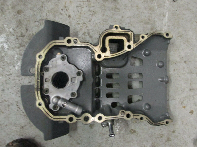 2004 Johnson outboard J50PL4SR 4-stroke 50hp engine holder/ oil pump 5034380