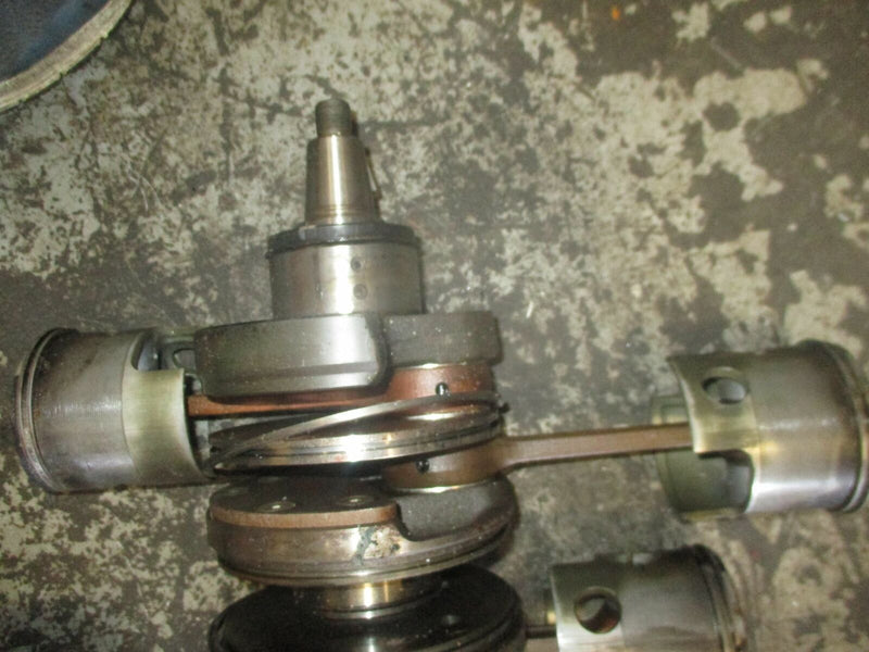 Suzuki DT150 150hp outboard crankshaft (12200-92E04)