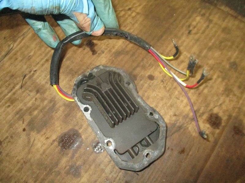 1994 Johnson outboard 115hp V4 2 stroke aftermarker rectifier regulator 193-4204
