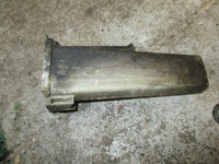 Load image into Gallery viewer, 1997 Johnson 35hp AML35D outboard exhaust manifold 335634
