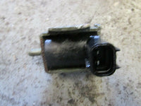 Load image into Gallery viewer, 2001 Yamaha Outboard 200 hpdi Z200TXRZ oil solenoid pump 68F-13100-00-00
