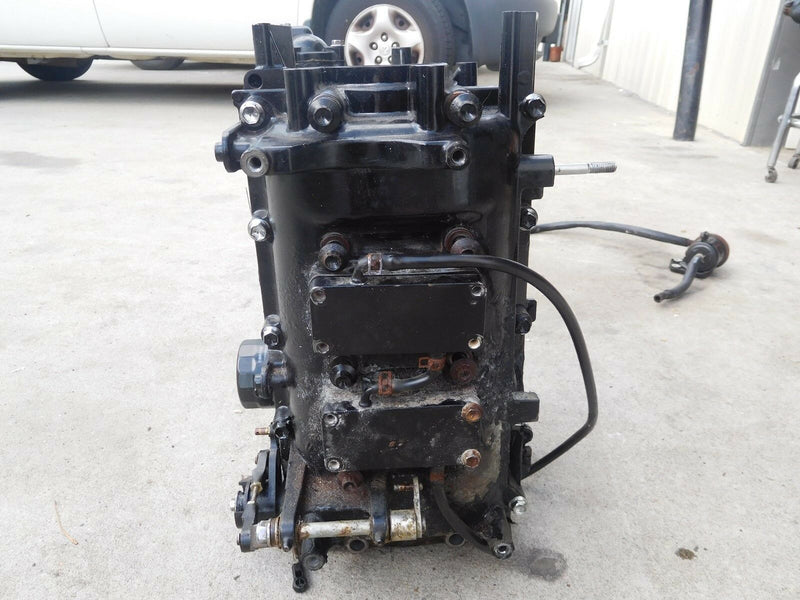 1998 Suzuki Outboard DF70 crankcase block 11300-99E05-014