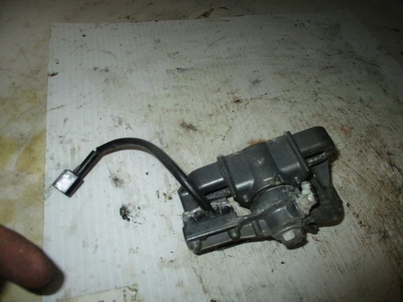 Yamaha 250hp 2 stroke outboard neutral switch and bracket (61A-44117-00-EK)