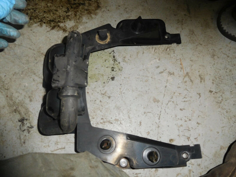 2002 yamaha HPDI 200hp outboard muffler 68F-42771-00-00