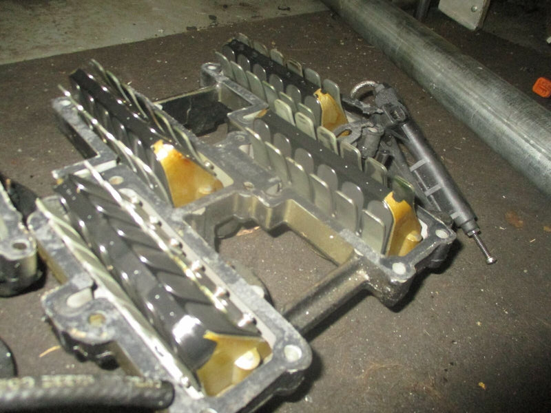 Johnson Ocean Pro 200hp outboard intake manifold with reeds (341520)