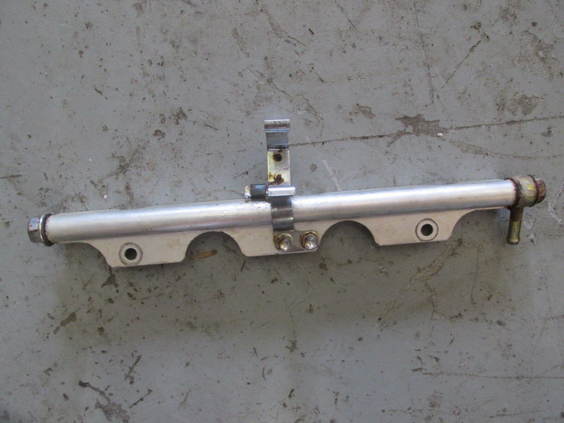 2003 Suzuki DF140 outboard fuel rail 15751-90J02