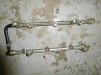 Load image into Gallery viewer, 2004 Suzuki DF 250hp 4 stroke fuel rail set 15751-93J00
