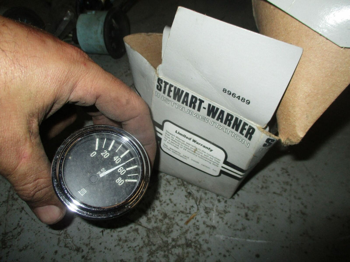 NEW Stewart Warner outboard oil pressure gauge (896489)