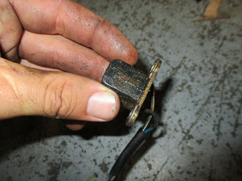 1996 Yamaha 90hp 2 stroke Presison blend outboard Crank Pos sensor 6H2-85895-01