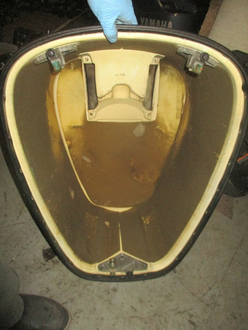 Yamaha 150hp 2 stroke outboard top cowling