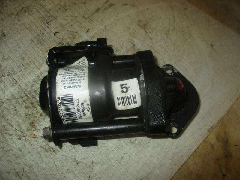 Evinrude Ficht 225hp outboard starboard fuel injector (5000946)