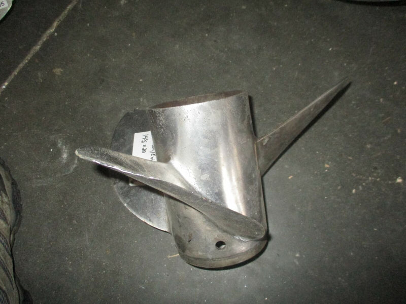 Johnson Evinrude outboard stainless steel propeller 14 1/2 by 20 (398502)