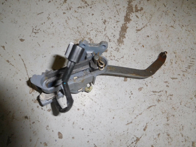 Yamaha outboard SX225TXRY 2 stroke neutral switch w/ bracket