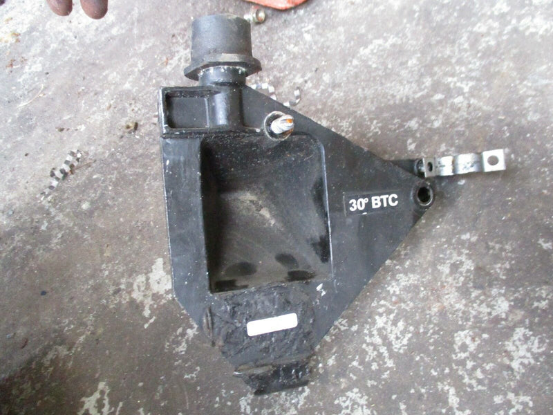 2003 Johnson 30hp outboard recoil mounting bracket 351035