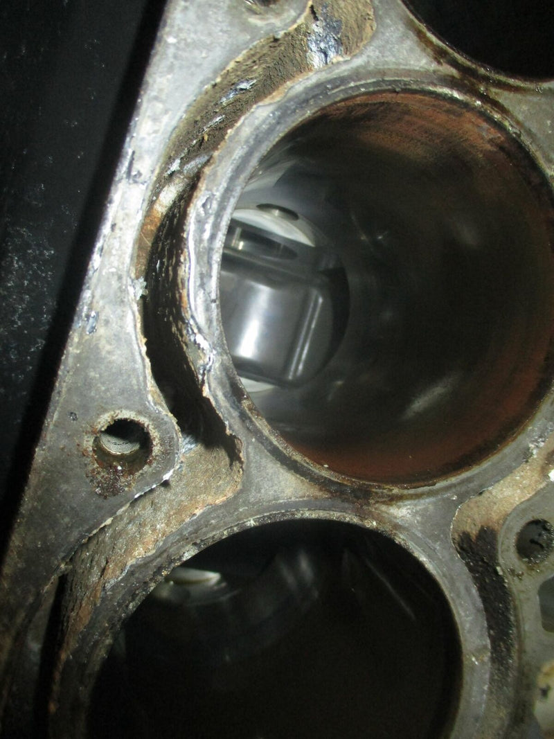 Johnson 115hp 4 stroke outboard crankcase block