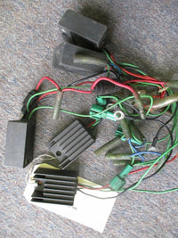 Load image into Gallery viewer, Yamaha 40-70hp 2-Stroke Outboard Rectifier Regulator 6H2-81960-10-00
