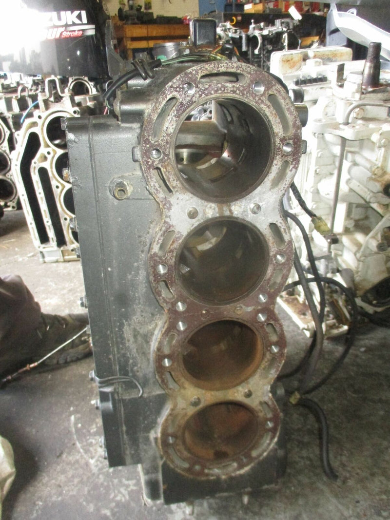 Suzuki DT115 115hp outboard crankcase block