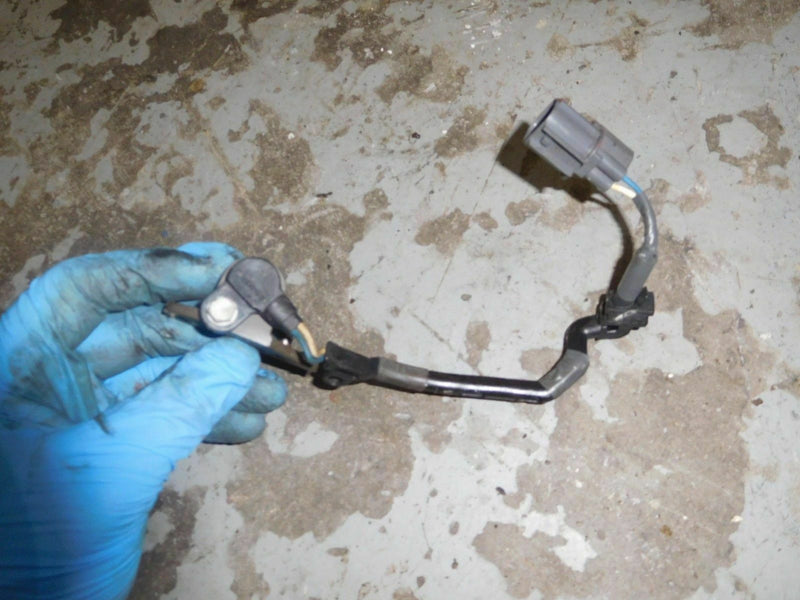 2006 Honda Outboard BF225A 225 hp Crank position sensor 35700-zy3-003