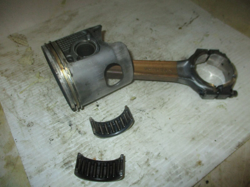 Yamaha OX66 225hp outboard starboard piston and rod (69L-00)