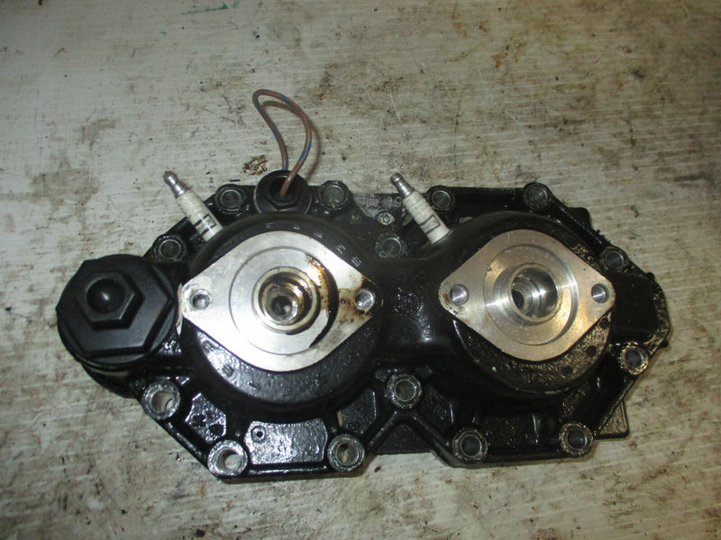 Evinrude Ficht 115hp outboard starboard cylinder head (0343628)