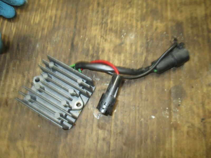 2000 Yamaha C115TXRY 2-stroke outboard 115hp rectifier regulator 6r3-81960-10