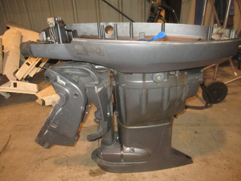 Yamaha 115hp 4 stroke outboard 25" midsection