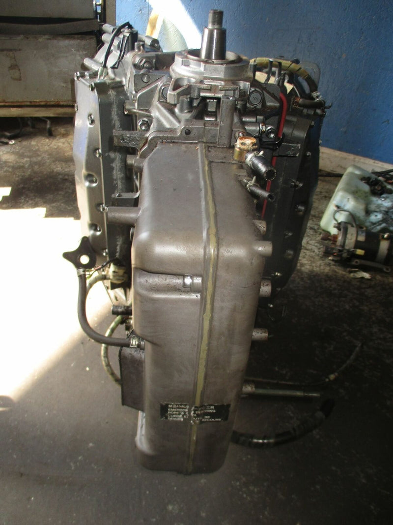 Suzuki DT200 200hp outboard crankcase powerhead