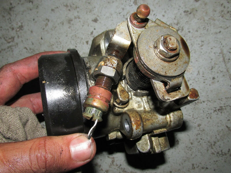 2003 Suzuki Outboard 14001F-374301 DF140 4 stroke throttle body 13300-90J00