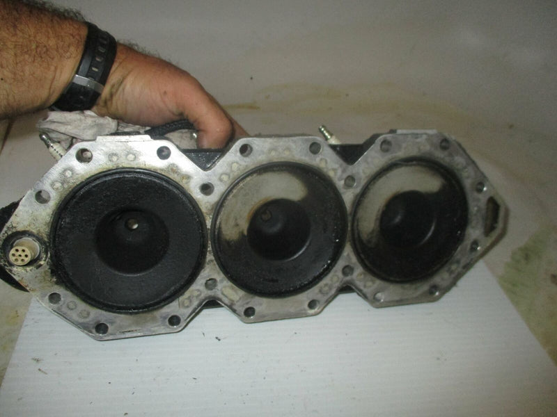Evinrude Ficht 150hp outboard port cylinder head (439562)